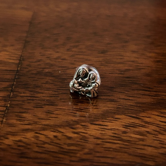 Pandora Holy Family Nativity - Picture 2 of 4